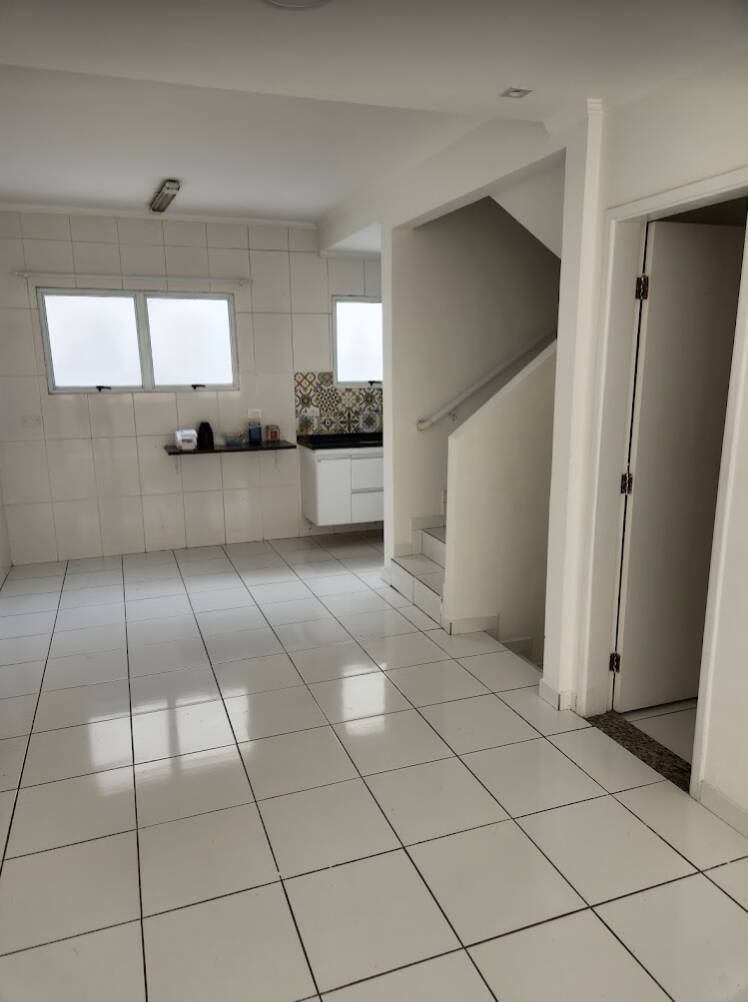 Casa à venda com 3 quartos, 90m² - Foto 3