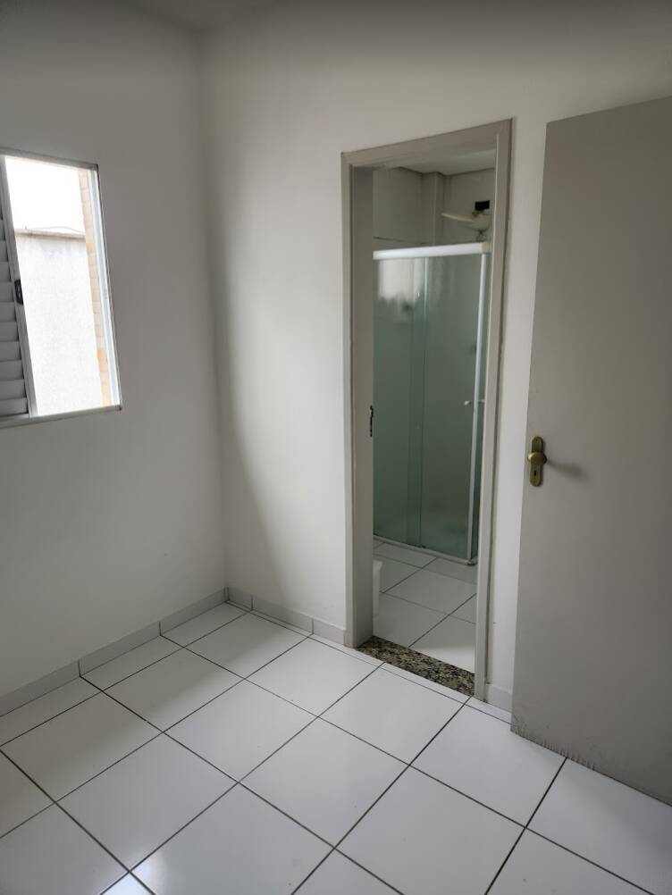 Casa à venda com 3 quartos, 90m² - Foto 6
