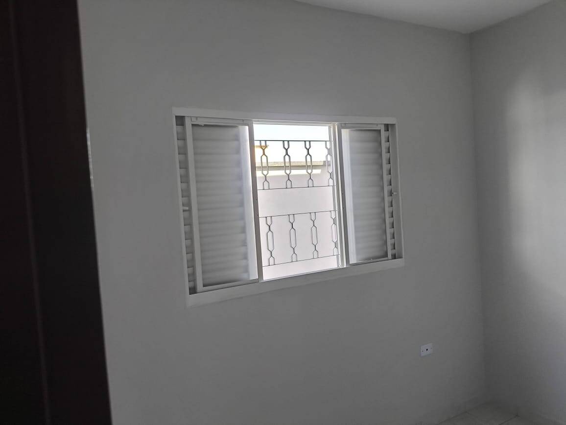 Casa à venda com 2 quartos, 85m² - Foto 9