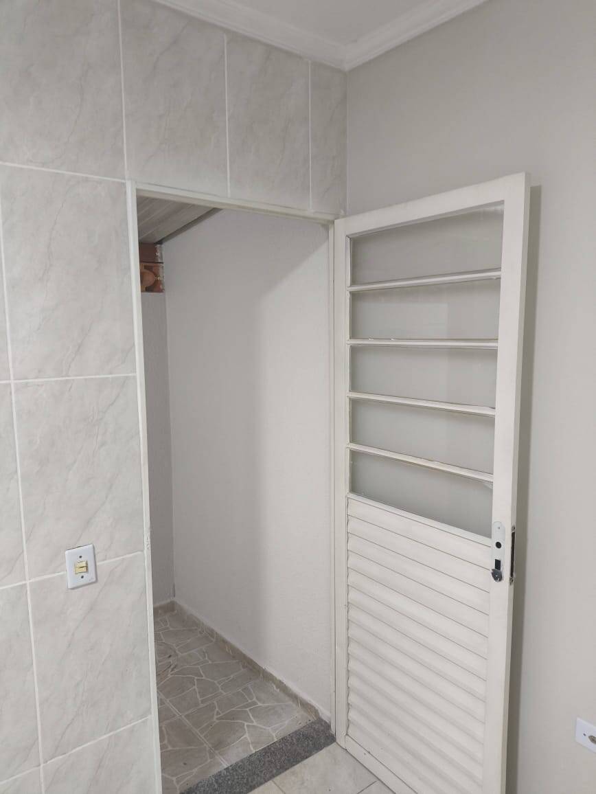 Casa à venda com 2 quartos, 85m² - Foto 6