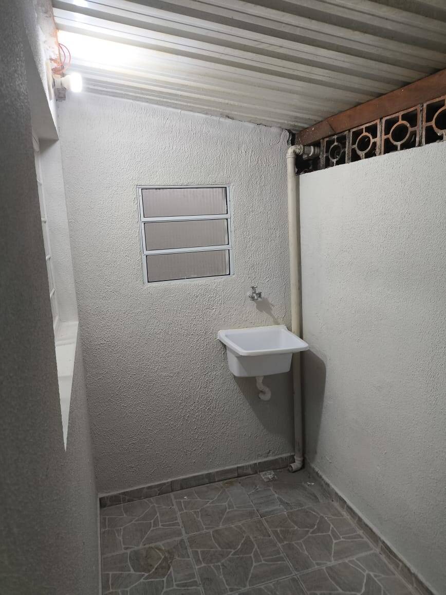 Casa à venda com 2 quartos, 85m² - Foto 12