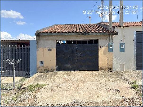 Casa à venda com 2 quartos, 40m² - Foto 1