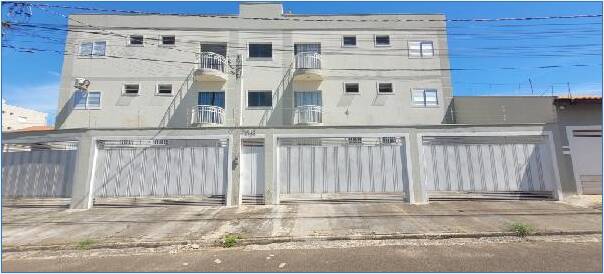 Apartamento à venda com 2 quartos, 68m² - Foto 1