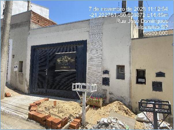 Casa à venda com 1 quarto, 67m² - Foto 2