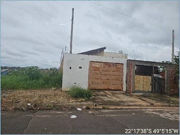 Casa à venda com 2 quartos, 40m² - Foto 2