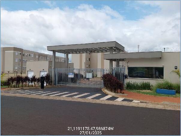 Apartamento à venda com 2 quartos, 43m² - Foto 1