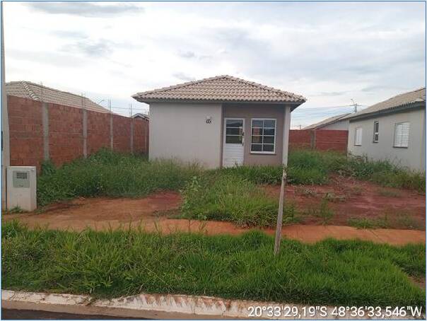 Casa à venda com 2 quartos, 43m² - Foto 1