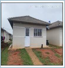 Casa à venda com 2 quartos, 44m² - Foto 1