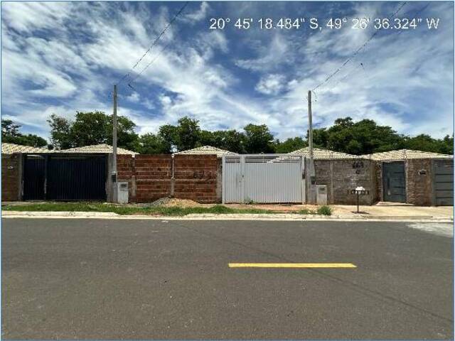 Venda em Parque Residencial Edson Baffi - São José do Rio Preto