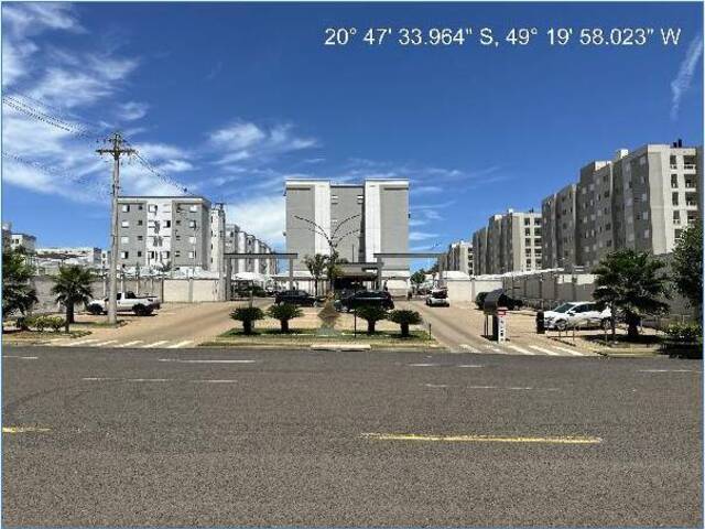 #10656 - Apartamento para Venda em São José do Rio Preto - SP - 2