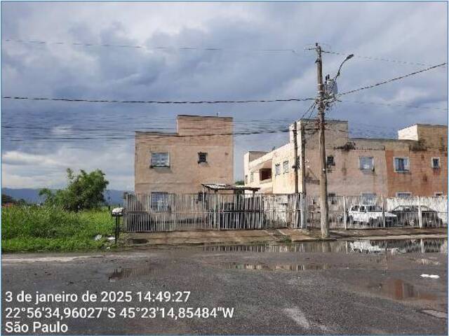 #10806 - Apartamento para Venda em Pindamonhangaba - SP - 1