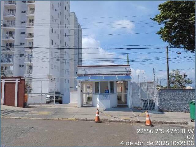 Apartamento para Venda em Campinas - 1