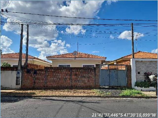 #11347 - Casa para Venda em Santa Rita do Passa Quatro - SP - 1