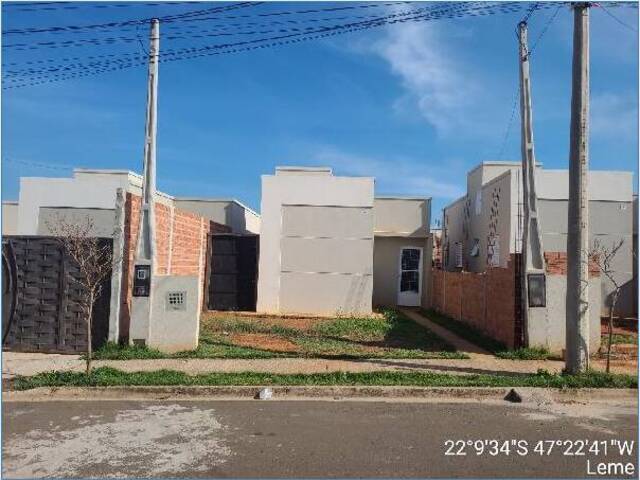 #11403 - Casa para Venda em Leme - SP - 2