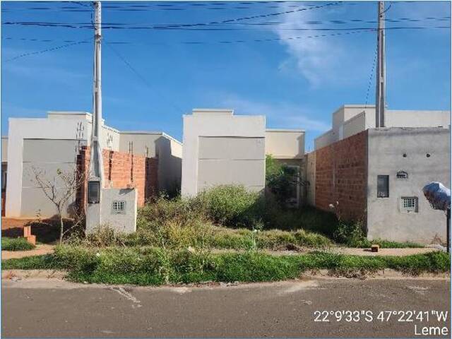 #11404 - Casa para Venda em Leme - SP - 2